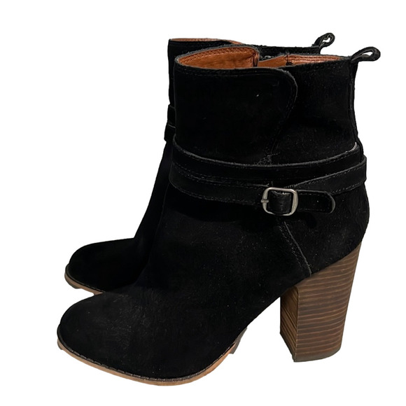 Lucky brand leather booties. Size 7.5 - Picture 5 of 7